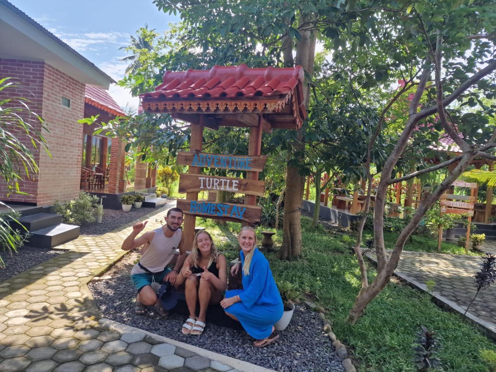 Adventure Turtle Homestay Meru Betiri Sarungan Exterior foto